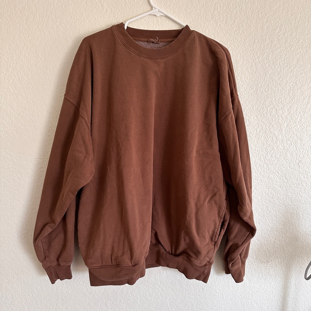 JOHN GALT BROWN CREWNECK OVERSIZED NWOT BRANDY MELVILLE